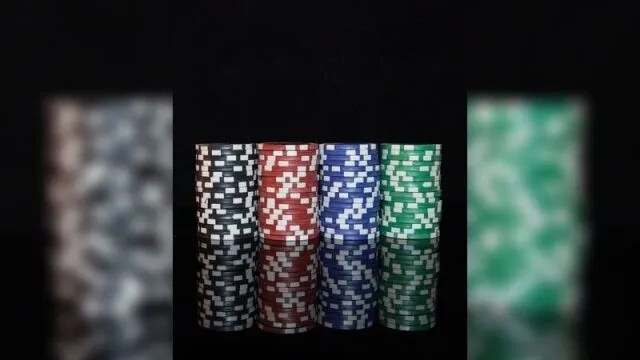 Chinh phục Xì dách và Poker như chuyên gia